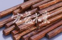 北美紅杉Sequoia sempervirens（Taxodiaceae）